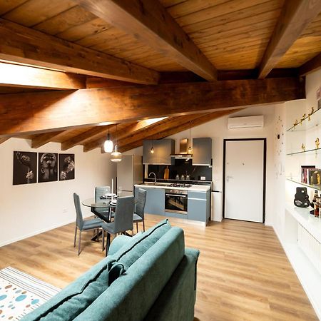 Abitare Il Tempo-Elegante E Moderno-Ad 1 Bus Da Roma Apartment Velletri Exterior foto