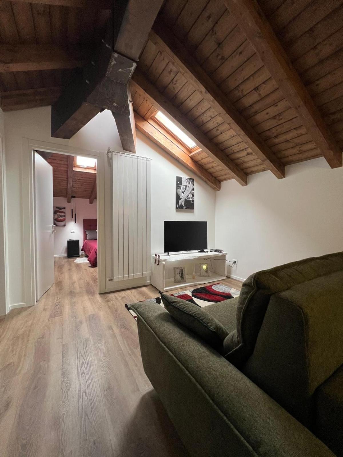 Abitare Il Tempo-Elegante E Moderno-Ad 1 Bus Da Roma Apartment Velletri Exterior foto
