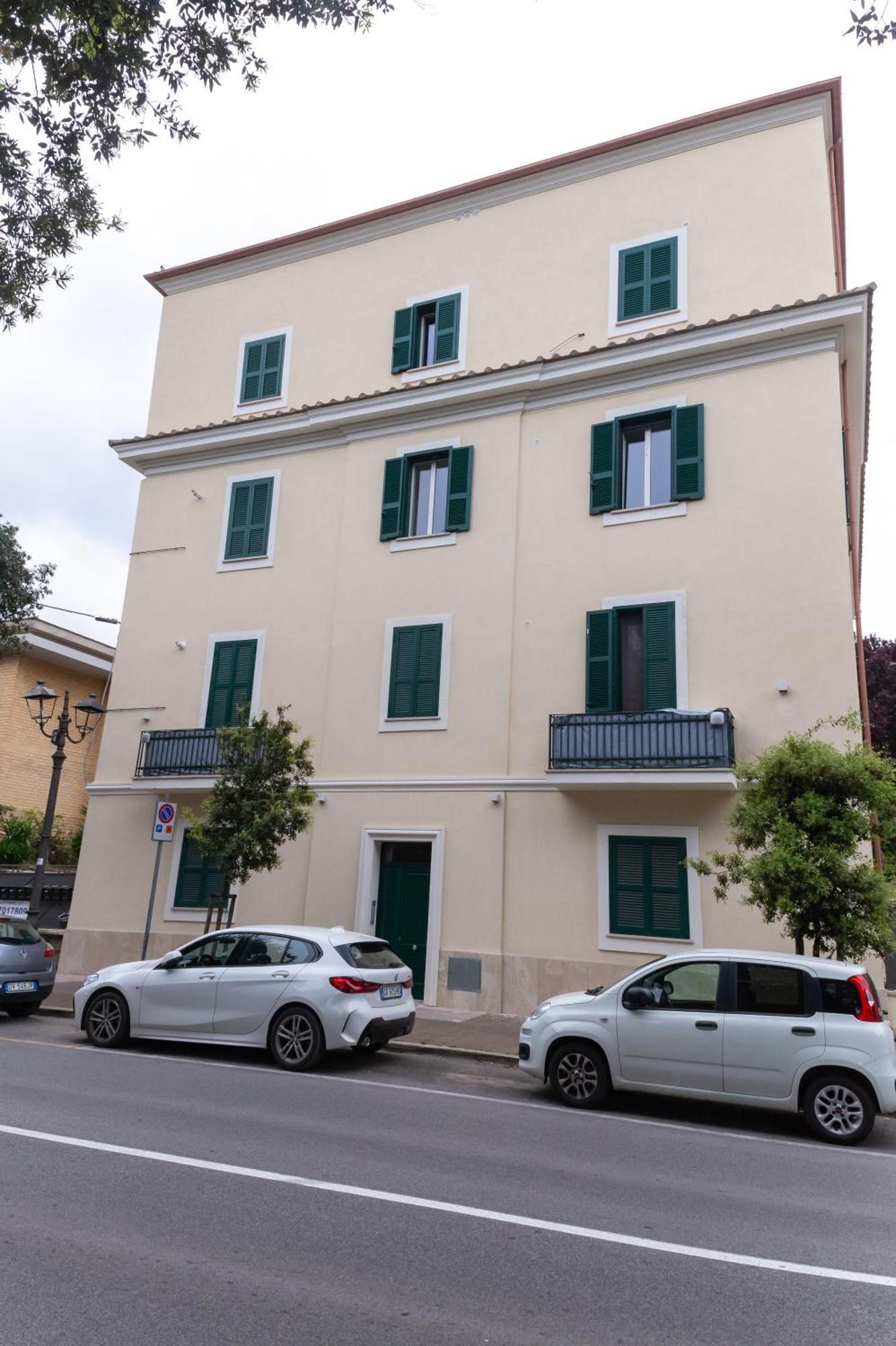 Abitare Il Tempo-Elegante E Moderno-Ad 1 Bus Da Roma Apartment Velletri Exterior foto